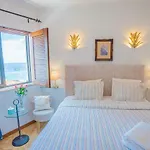 Διαμέρισμα House